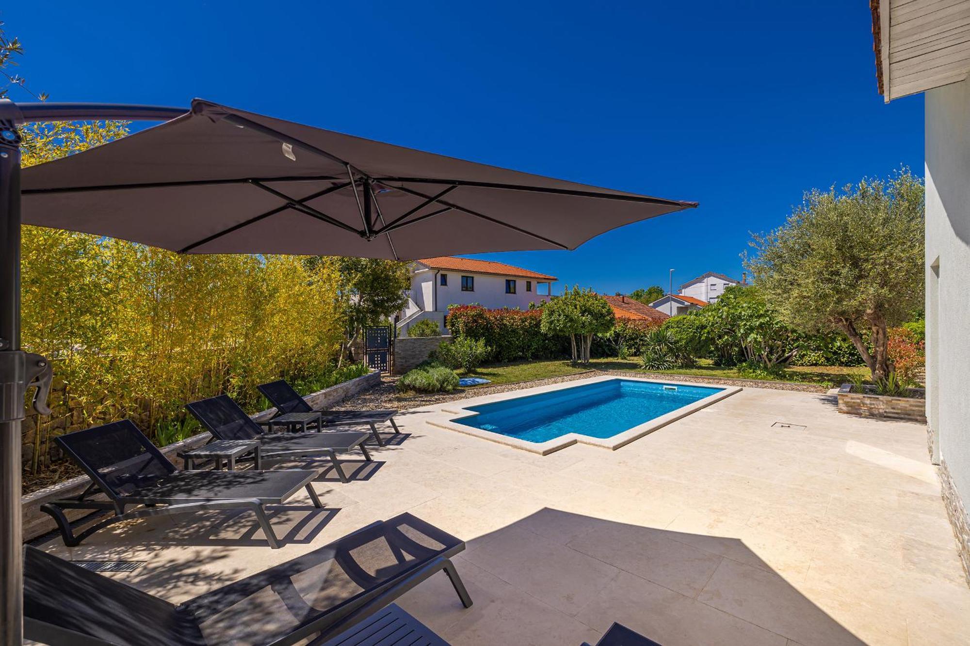 Pinezići Holiday House Kai With Private Pool מראה חיצוני תמונה
